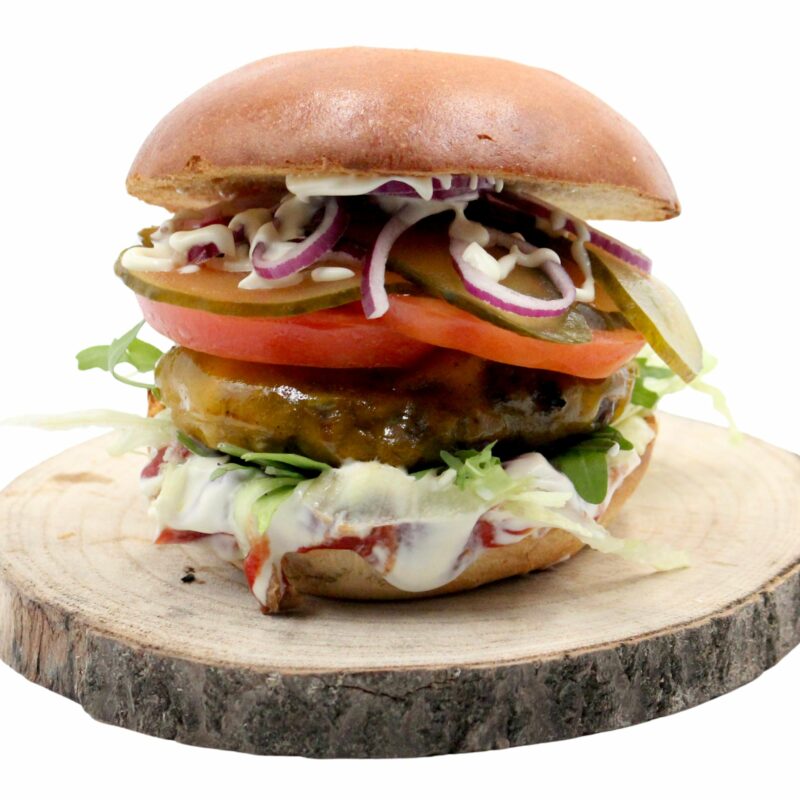Classic Burger w zestawie z ziemniakami